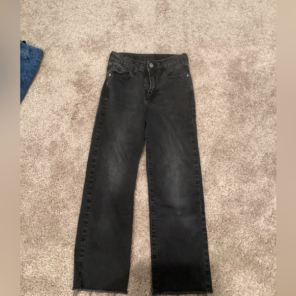 Girls size 8 art class black straight leg jeans. Great condition. - Picture 1 of 1